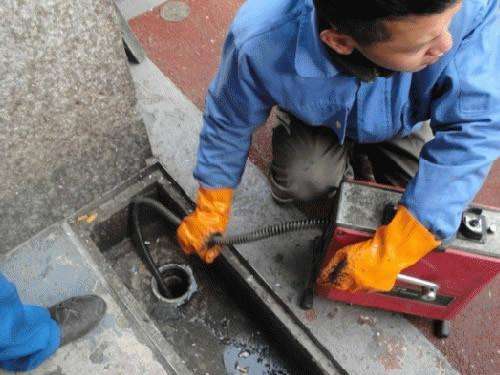 柳河疏通下水道