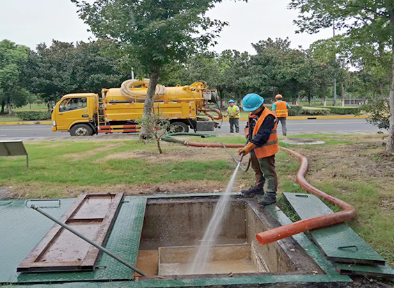 柳河化油池清理